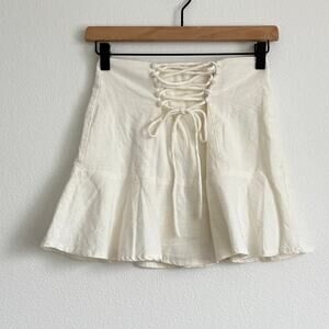 Princess Polly White Lace Up Mini Skirt Preppy Coquette Flouncy Flared Size 4